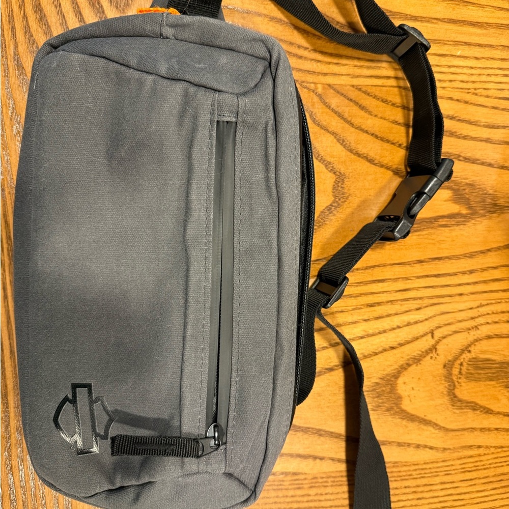 Harley Davidson Stylish Black Men's Crossbody Bag